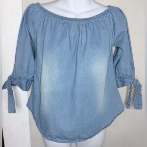Derek Heart light blue chambray off-the-shoulder top  3/4 sleeves blouse  M